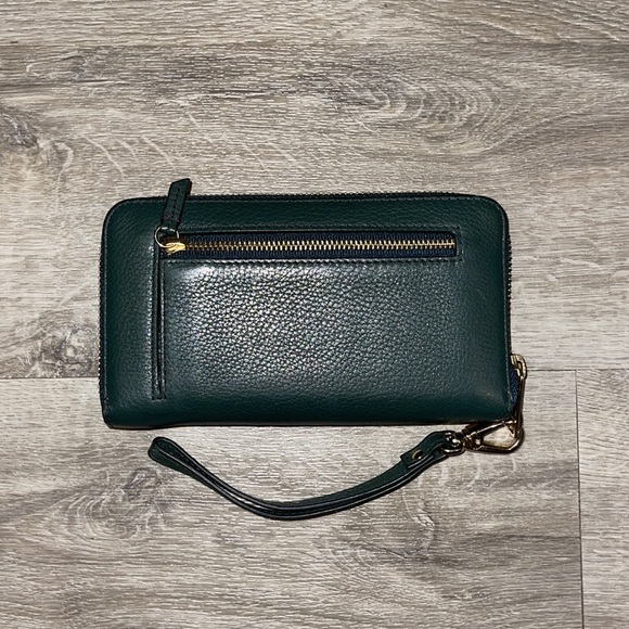 Green Fossil wristlet wallet - Picture 6 of 7